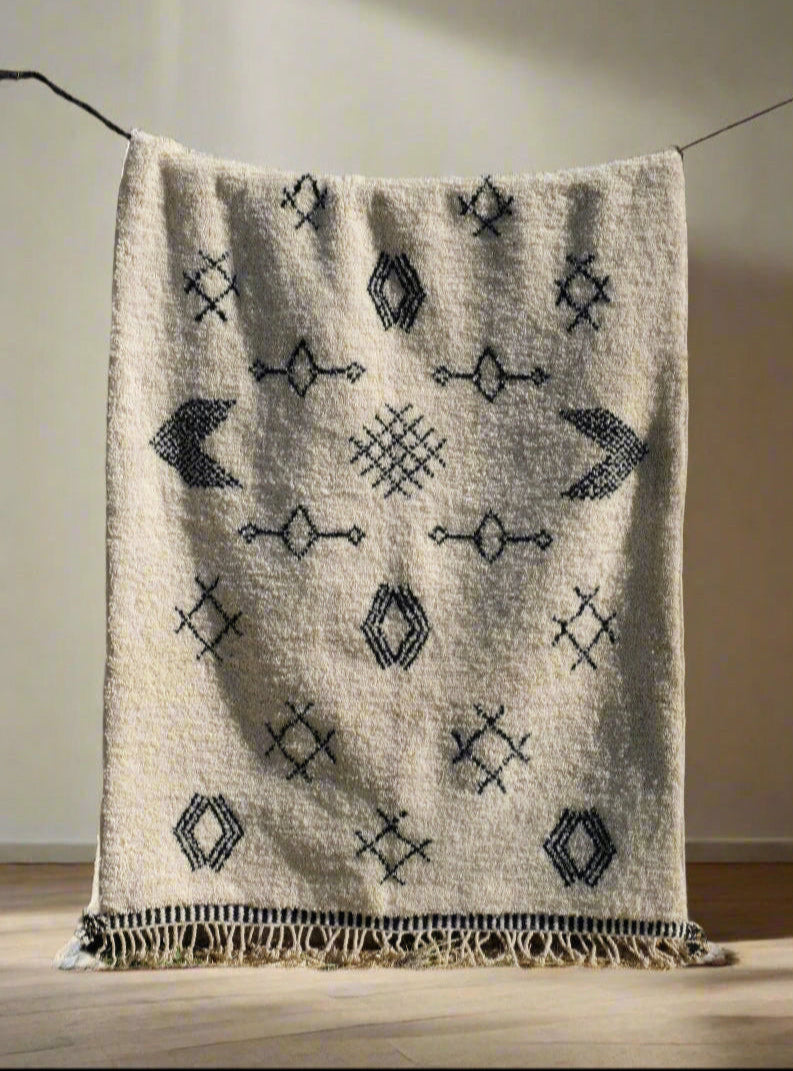 Dywan MRIRT – Ręcznie Tkany, 100% wełna owcza  (120x180 cm)